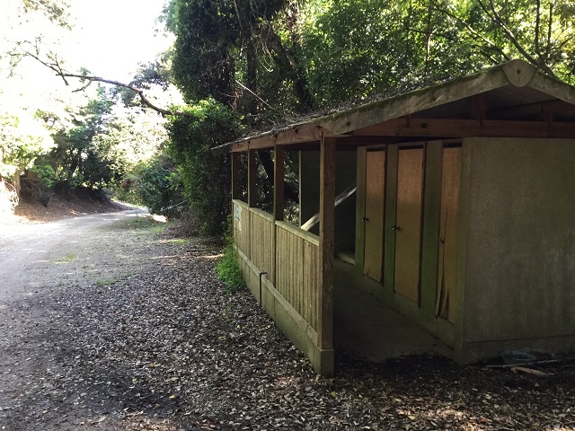 トイレの建物