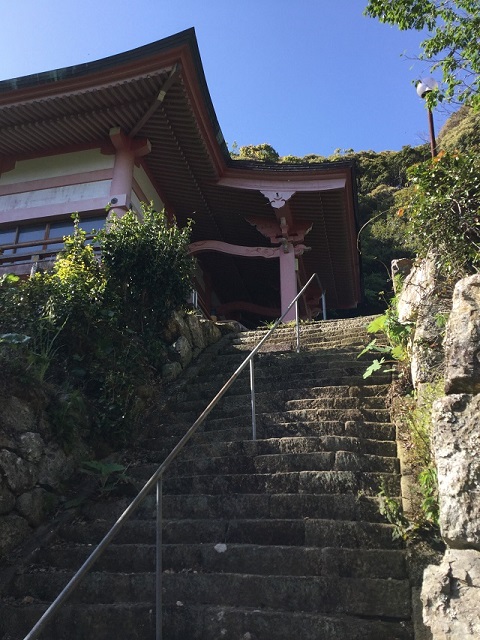 泉福寺の階段